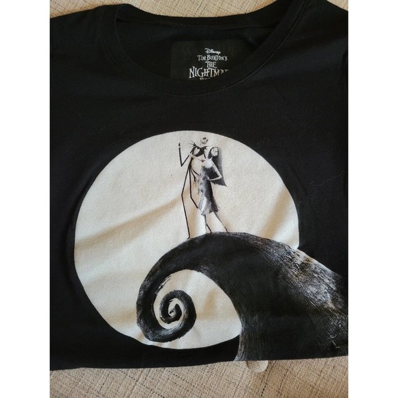 Disney Tim Burtons The Nightmare Before Christmas Junior's Black T-Shirt M 7-9 - Picture 5 of 7